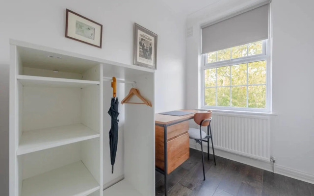 Charming 1 Bedroom Apartment in the Heart of Greenwich