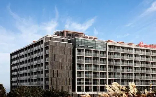 Ramada by Wyndham Jeju Hamdeok