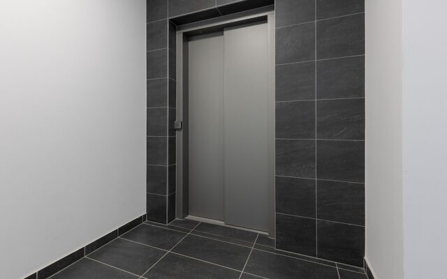 Łopuszańska Apartment Warsaw by Renters