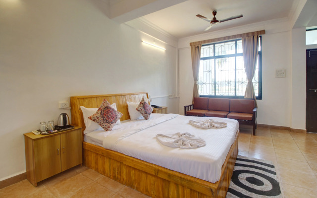 Hotel Pleasure Inn near Turtle Beach- Morjim