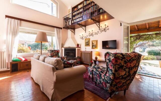 Maison Jaune by Wonderful Italy