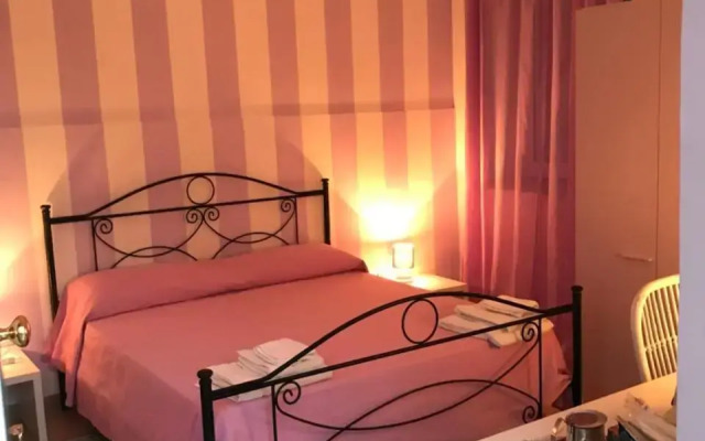 B&B CasAmica