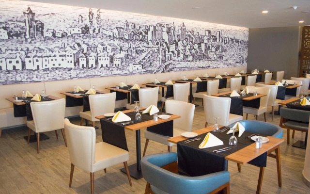 AP Maria Nova Lounge - Adults Friendly