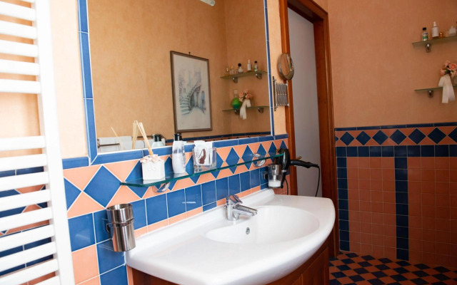 Viale Villa Arianna, 8