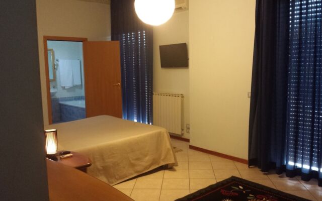 Thair Hotel
