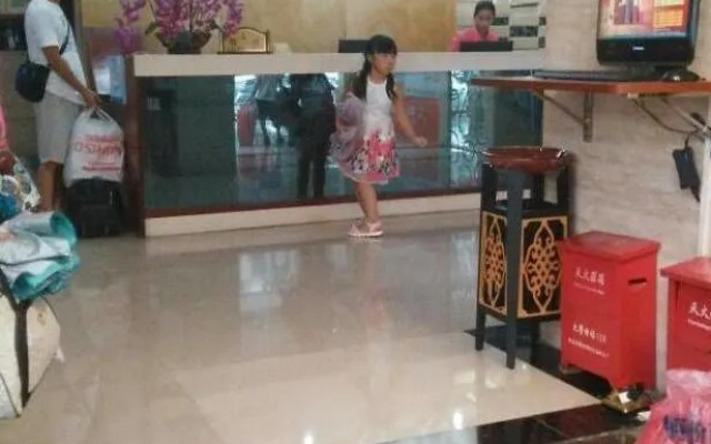 Kaiserdom Hotel Huakai