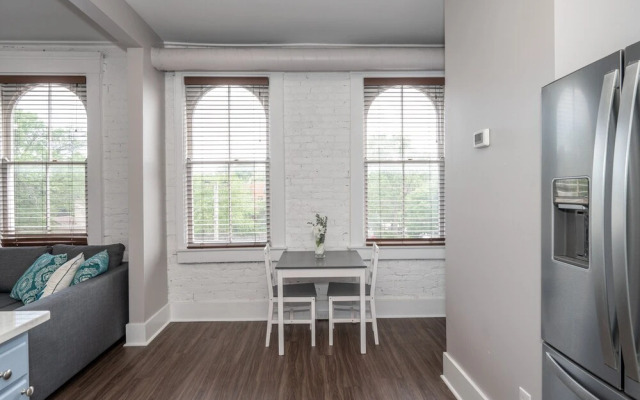 Heart of Mainstrasse Apt 4