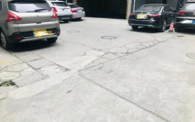 Orange Hotel (Chengdu Tianfu Plaza Kuanzhaixiangzi Alleys)