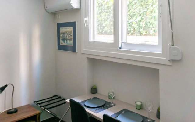 Pan's Cave Studio in Plaka