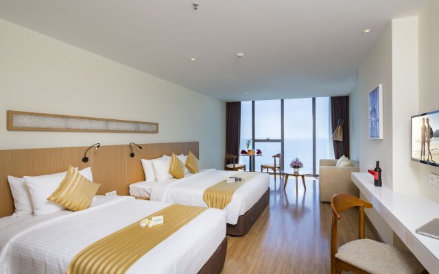 Starcity Hotel & Condotel Beachfront Nha Trang