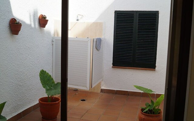 House - 2 Bedrooms with Pool and WiFi - 107930