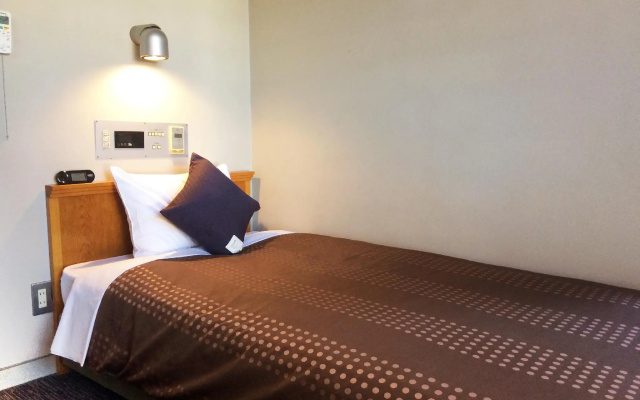 Hotel Live Max Yumoto – Guest Rooms – Iwaki