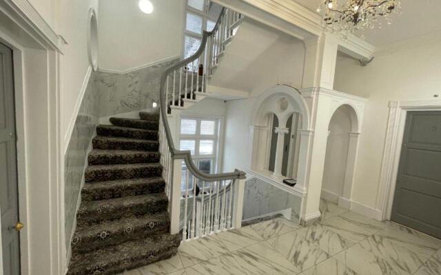 Maysa Apartments