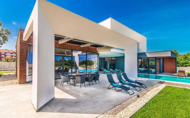 Villa Istria Deluxe Ii