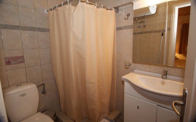 Makis Apartments