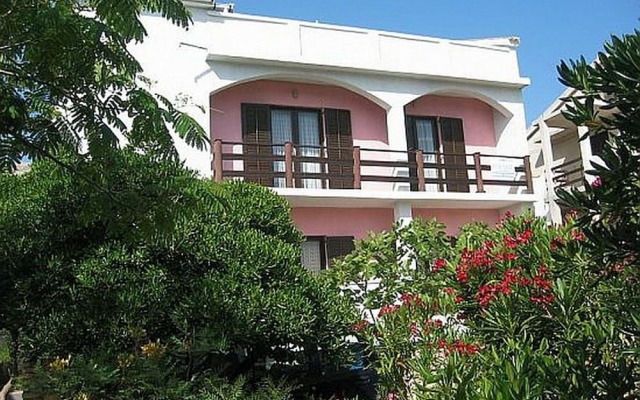 Modern Apartment in Dalmatia With Garden