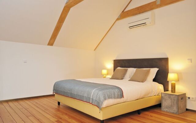 Condes de Azevedo Palace Apartments