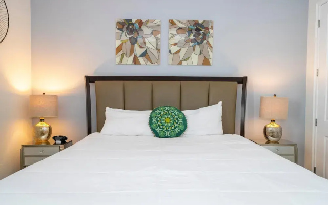 510 BS - 5BD Elegant Escape: Private Haven