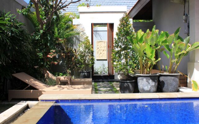 Taman Kesari Villas
