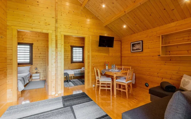 Holiday Homes With Terraces, Close to the Beach