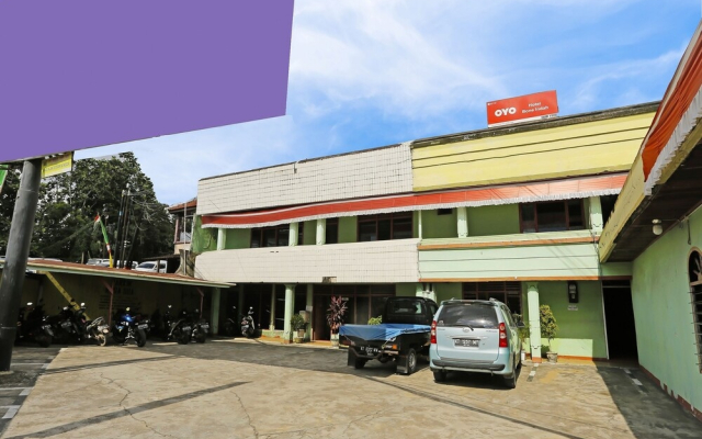 OYO 90136 Hotel Bone Indah