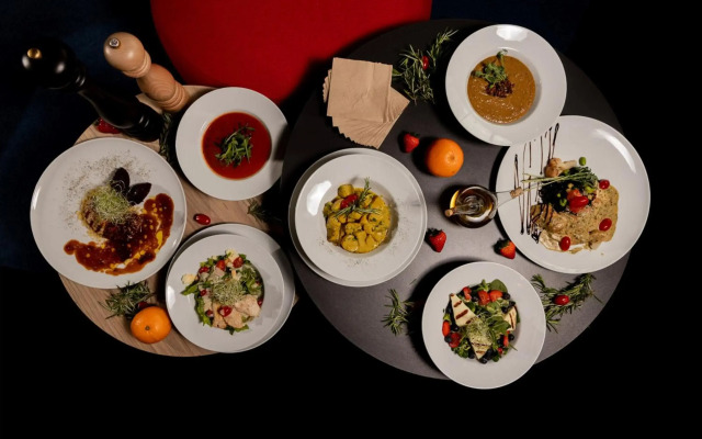 Holiday Inn Express Warsaw - Mokotow by IHG