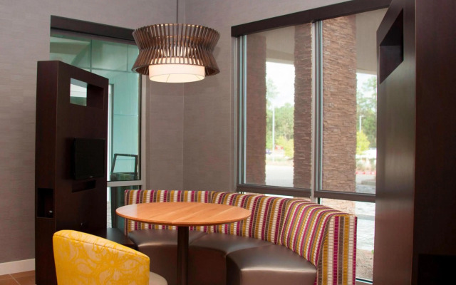 Courtyard by Marriott Houston City Place