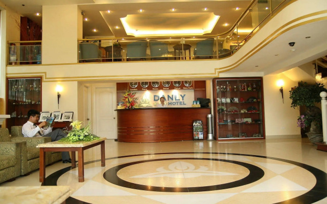 Danly Hotel