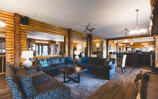 Overlander Mountain Lodge