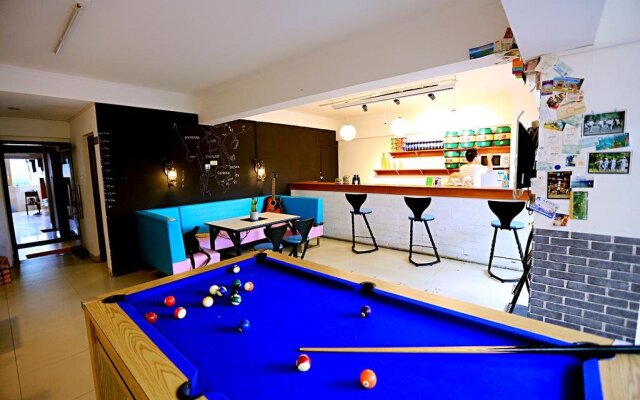 Xizi International Youth Hostel (Chaoyang Plaza Xiguan Night Market)