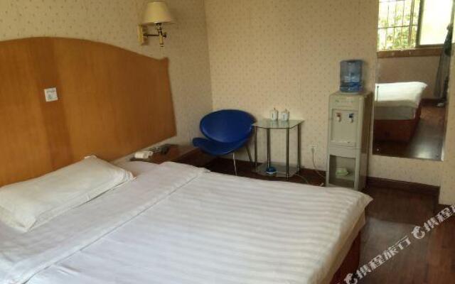 Xinming Hostel