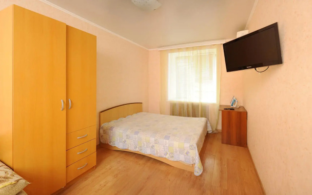 Апартаменты на проспекте Карла Маркса 37