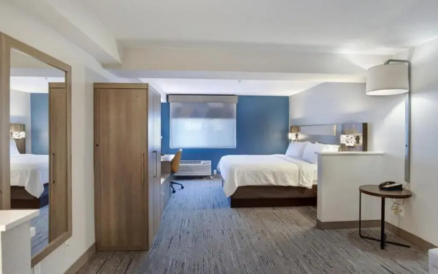 Comfort Inn & Suites-columbia Gorge West