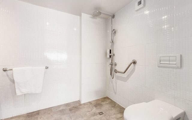 Campanile Poitiers Sud - Aéroport