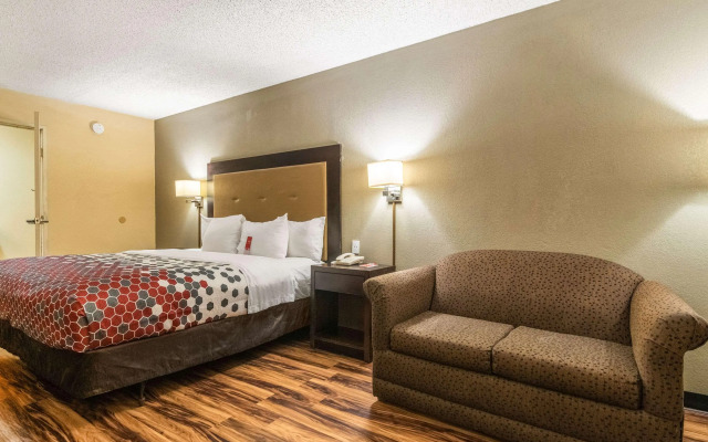 Econo Lodge Hillsboro I-35