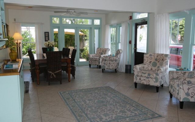 Heron House Court - Adult Only