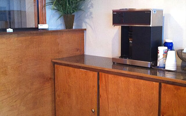 Regency Inn Bald Knob