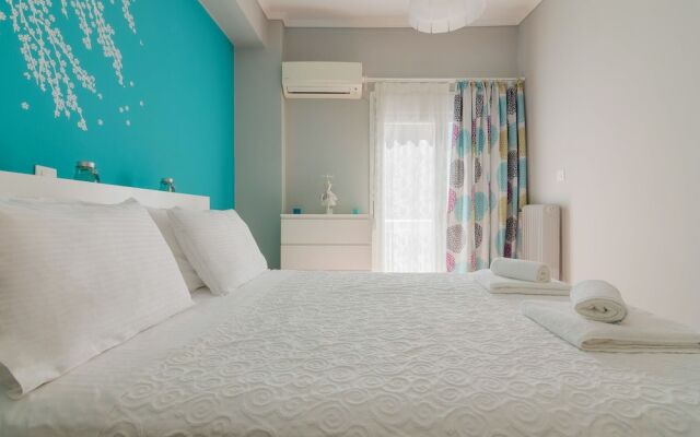 Adorable 2 Bedrooms Apartment in Athens