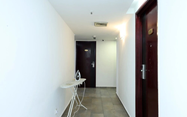 OYO 1045 Azimuth Hotel