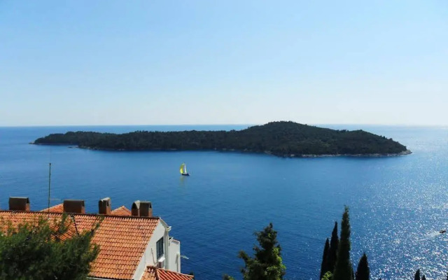 Apartment Golden View