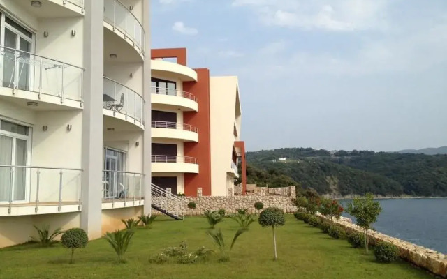 Sky Fort Apartments
