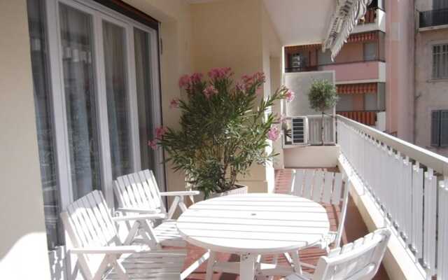 Welcome to Cannes - Maréchal Gallieni