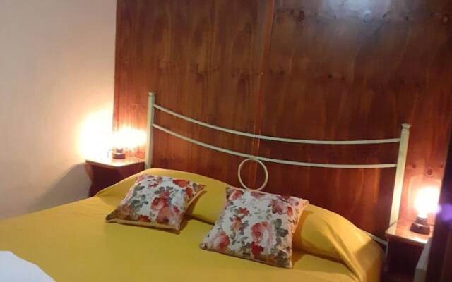 The Little House of Vacone Italy