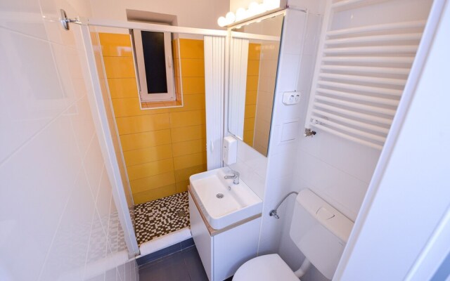 Colors Apartment - Cismigiu Gardens