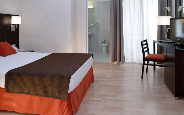 Hotel Adonis Pelinor