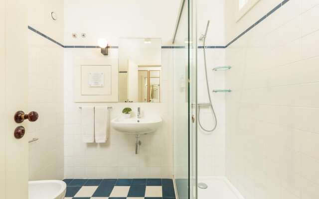 Travelstaytion - Flores G in Porto