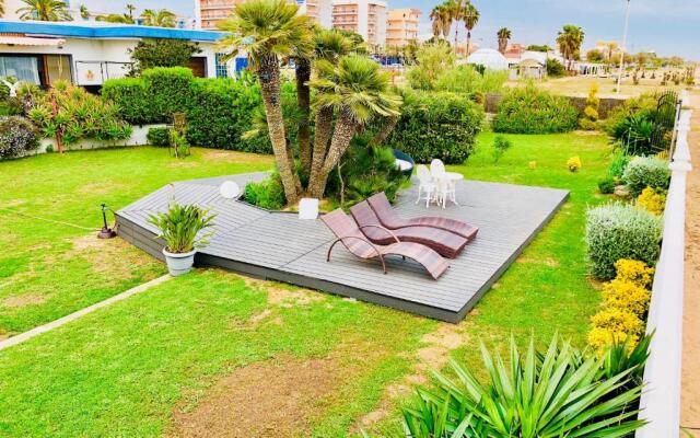 Boutique home the beach
