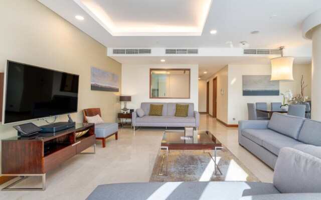 SuperHost - Luxe Apt With Stunning Panoramic Burj Khalifa View I Address Dubai Mall