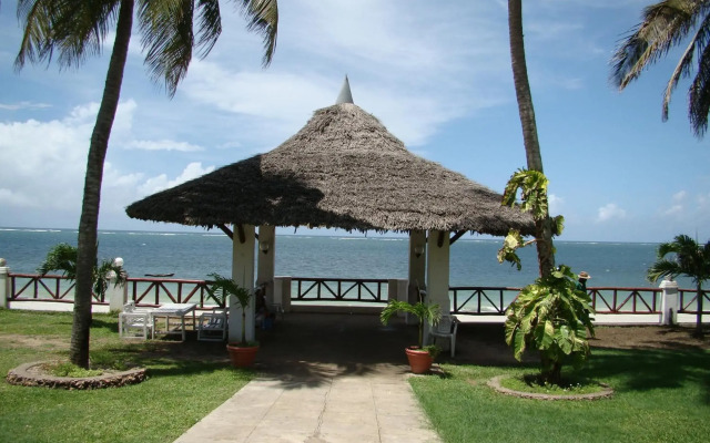 Nyali Beach Holiday Resort