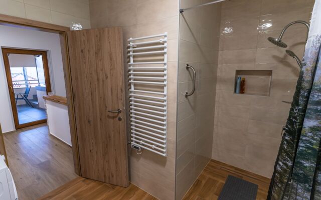 Tourist Farm Valic - Apartment and Winery